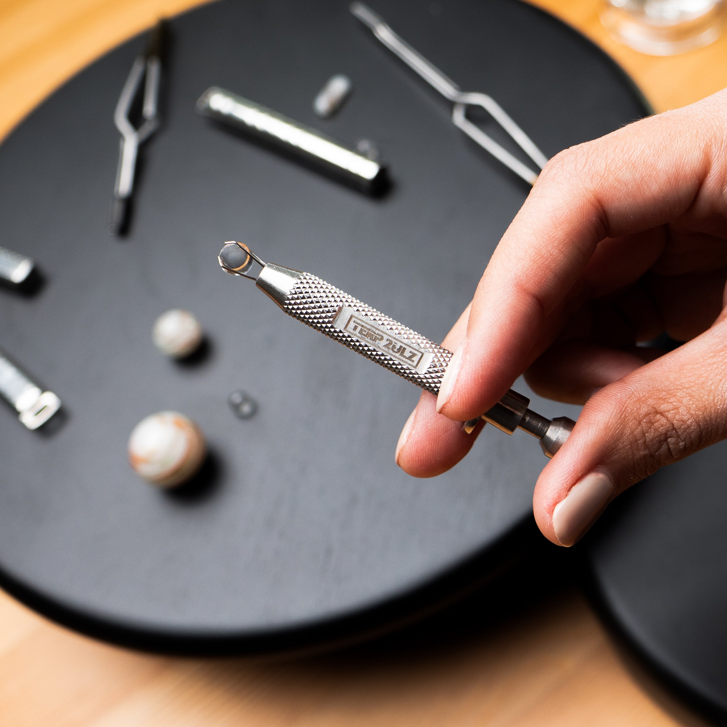 Terp 2ulz Mini Pearl Grabber: Precision Tool for Quartz Pearls